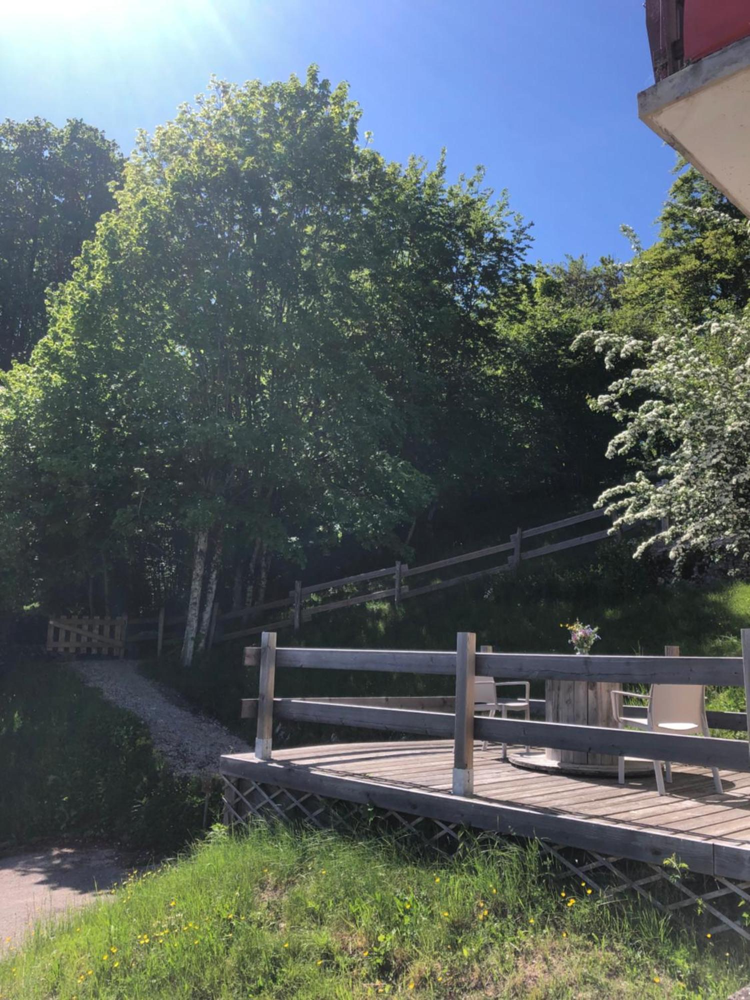 Gite Le P'Tit Chasseral Maîche 外观 照片